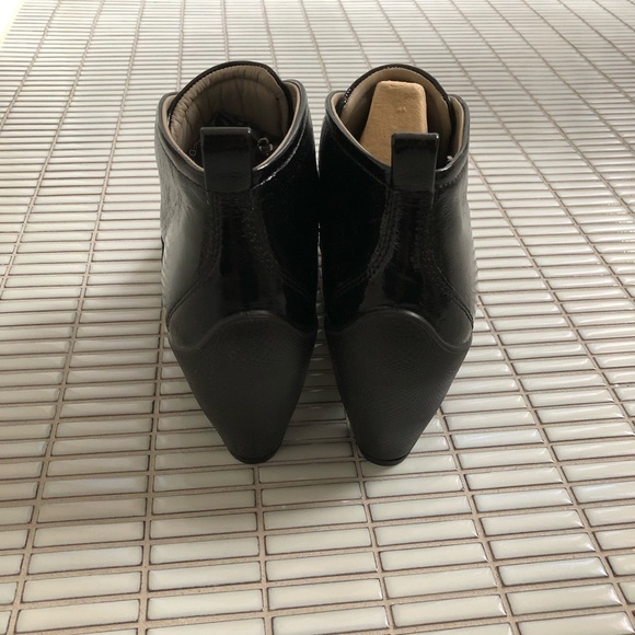 Ecco Black Patent Leather Booties - Picture 4 of 7